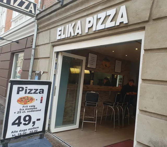 Elika Pizza