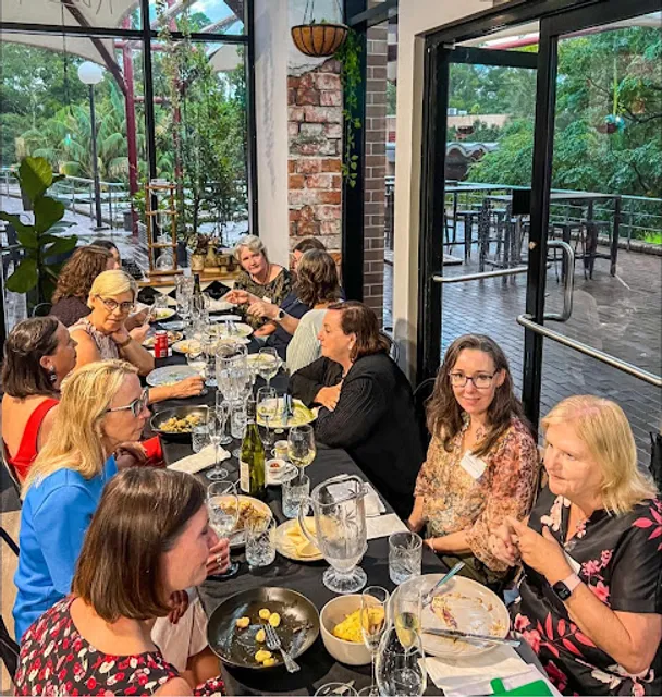 Hemingway Cafe and Bar