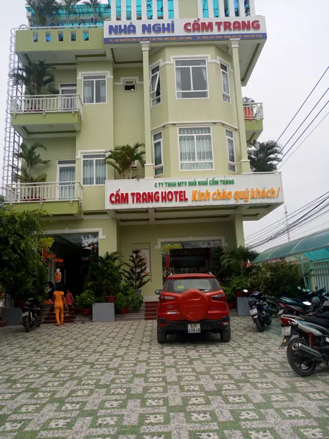Khách sạn Cẩm Trang