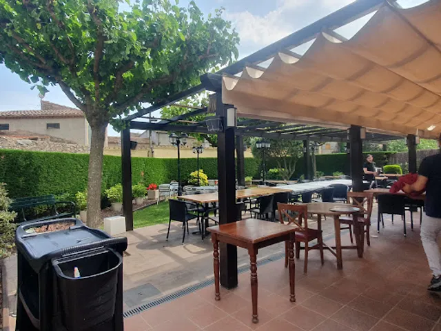 La Quadra Restaurant