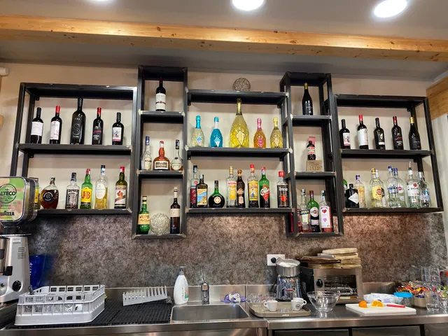 Ploom Store - Bar Tabacchi - Artakìa Cafè