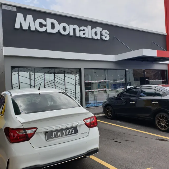McDonald's Petronas Taman Perling DT
