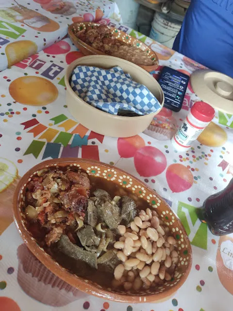 Botanero Armando Fierritos