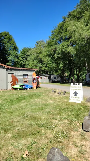 RiversEdge Lodge & RV Park