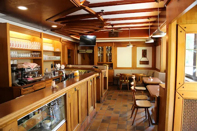 Wirtshaus Hackinger, Hoffmann & Krump OG