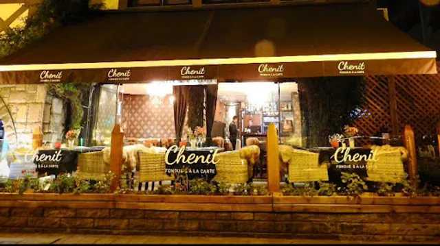 Chenit Fondue e à lá carte