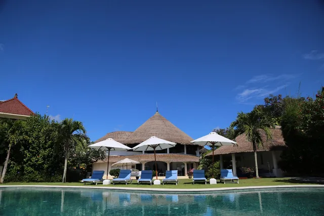 Villa Nirvana Biru