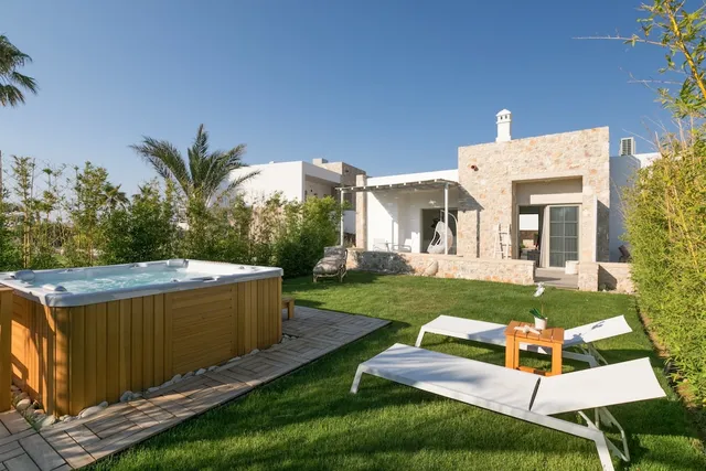 White Pearls - Adults Only Luxury Suites