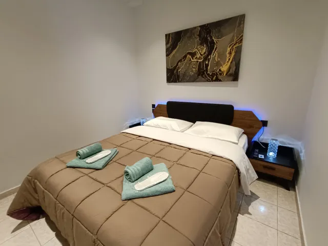 GIOLANDA PATRASSO - Modern BnB apartment in the center of Patras