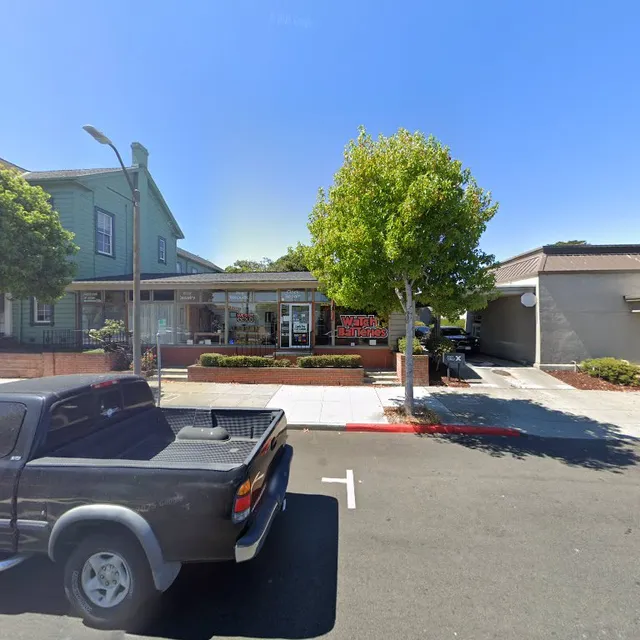 McPeek's Timepiece & Jewelry