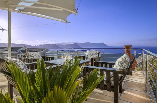 Magellan's Hotel - Simons Town