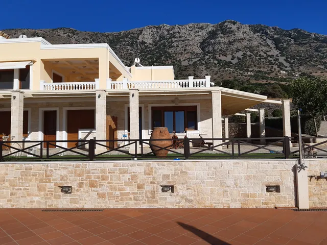 Tholos Boutique Houses