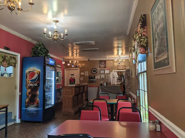 Savage's Wood Burning Pizzeria