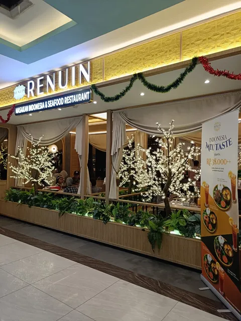 Renuin Restaurant Nagoya Hill