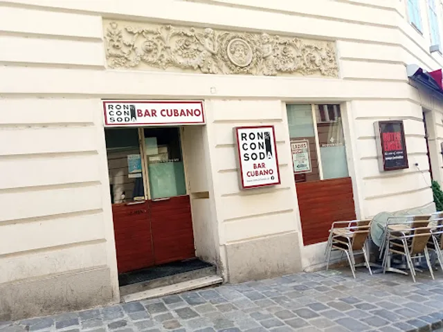 Ron Con Soda