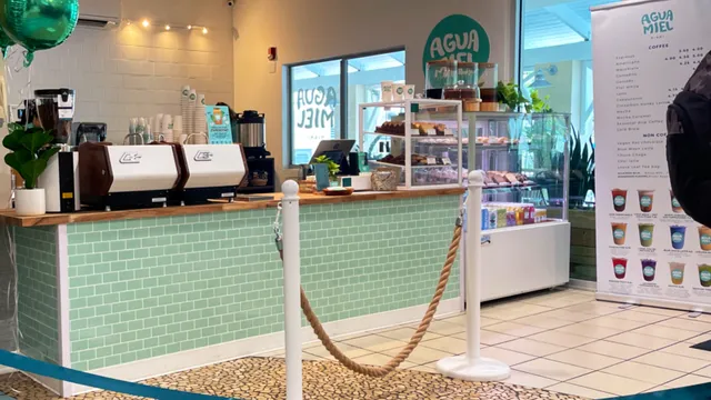 Aguamiel KEY BISCAYNE