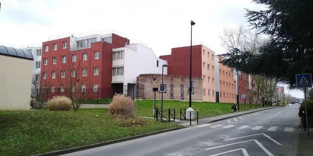 University Residence Flora Tristan (CROUS)