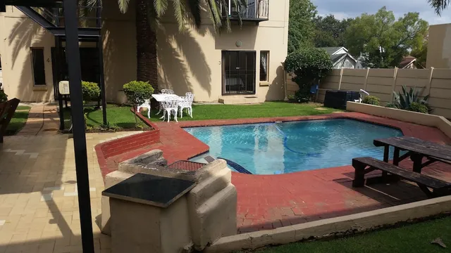 Louhallas Guesthouse