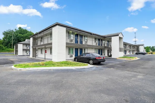 Southern Suites Kennesaw