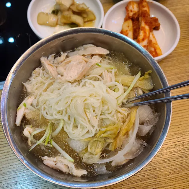 명동칼국수샤브샤브 삼성점