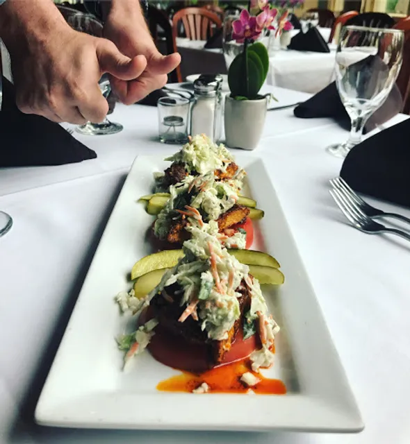 Mere Bulles Restaurant & Events