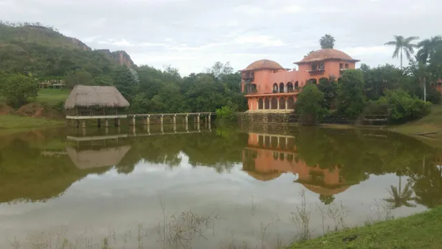 Casa Cactus - Mexican Style