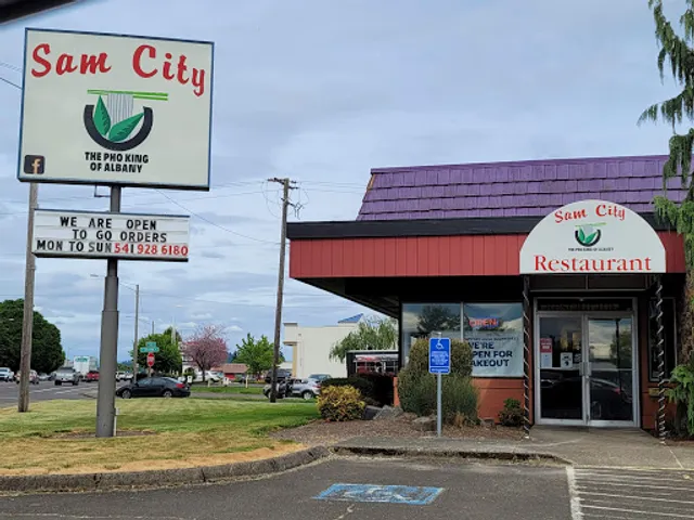Sam City Pho & Grill