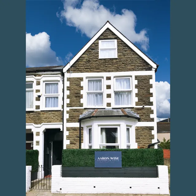 Aaron Wise @ 62 Plantagenet