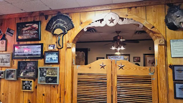 Pit-Master Bar-B-Que