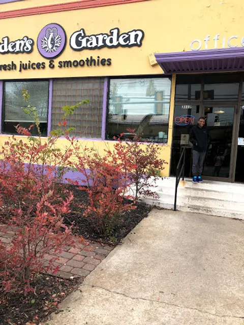 Arden's Garden Juice Bar & Smoothies East Point