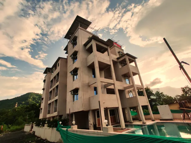 Janavi Holidays ( Lodging & Boarding)