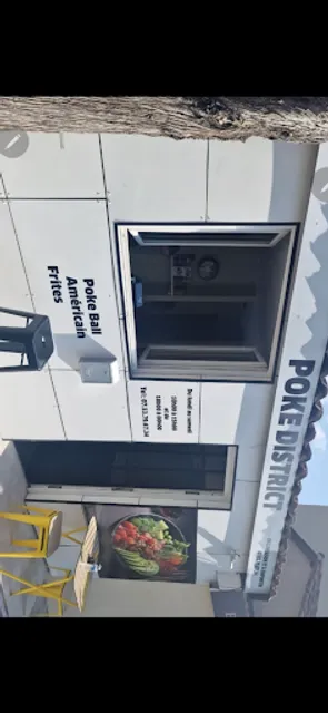 Poke district carros