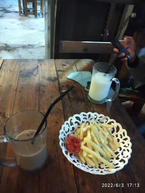 Kopi-In Kedai Rakjat Soerobojo