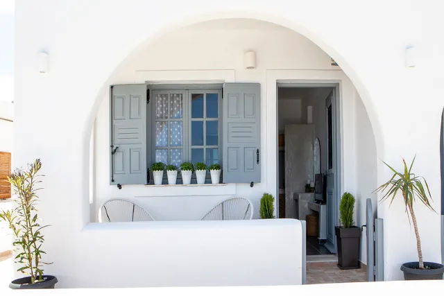 Beach Houses Santorini