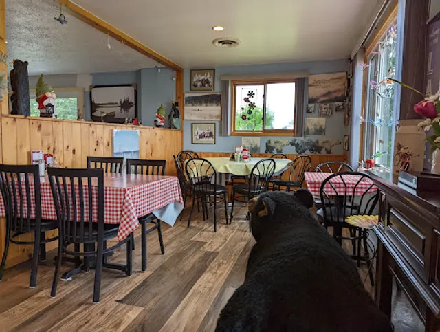 Bear Tracks Inn and Restaurant