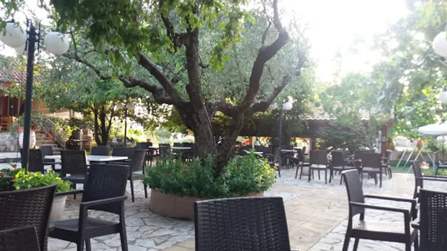 Ταβέρνα "Ο Κατσαπλιάς"