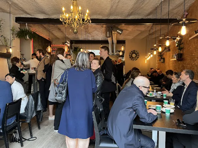 YUNIK SAIGON sushi et vietnamien