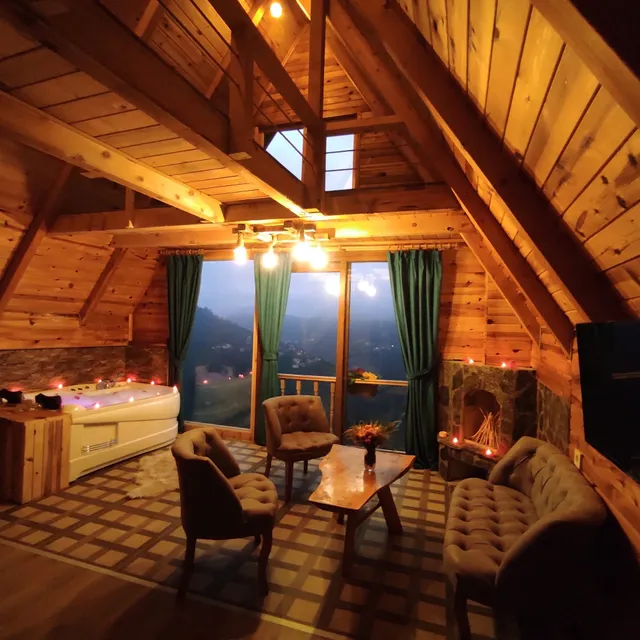 VAVEYLA DAĞ EVLERİ