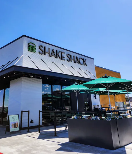 Shake Shack Rhodes Ranch