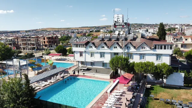 Aqua Marmara Hotel