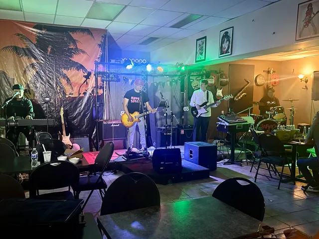 Raffy's Cafe Live Music Restaurant