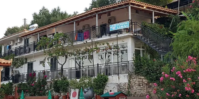 Pansion Porto Tsi Ostrias