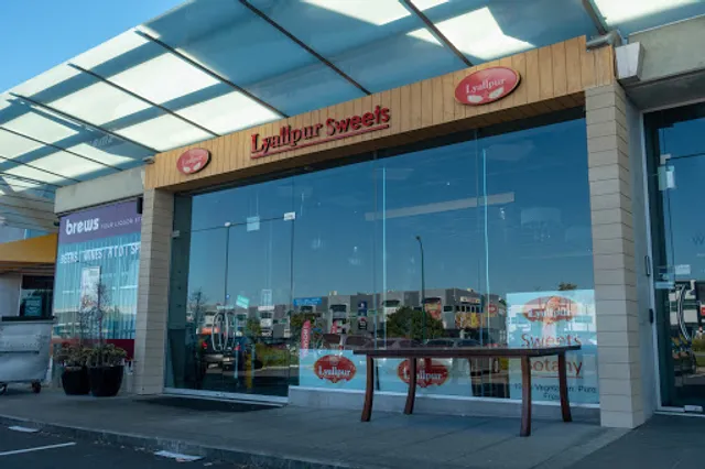 Lyallpur Sweets Botany