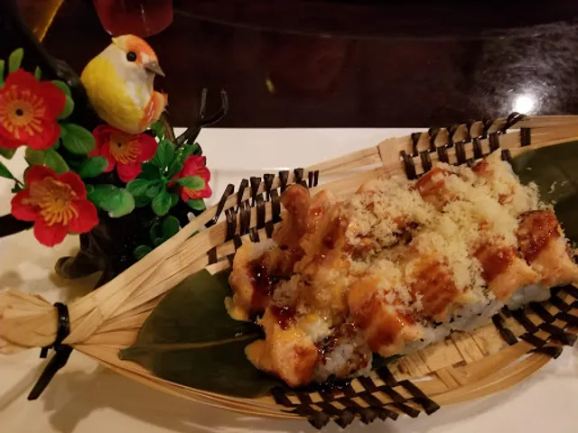 Fusion Wok Sushi and Stir Fry