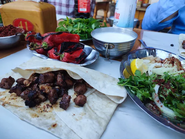 İKİLER CİĞER SALONU SİNAN USTA