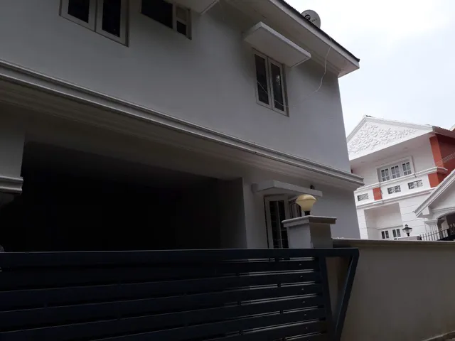 OYO 15478 Lalana Residency