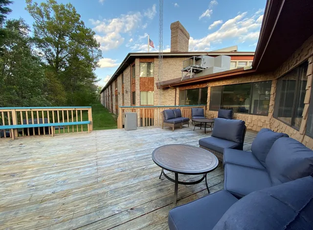 University Inn & Suites Stevens Point