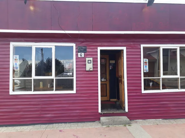 CLUB CALAFATE RESTOBAR