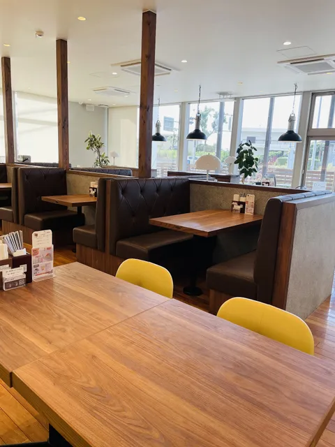 カフェシジャン 泉南ニトリ店