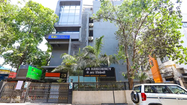 Hotel JR Residency